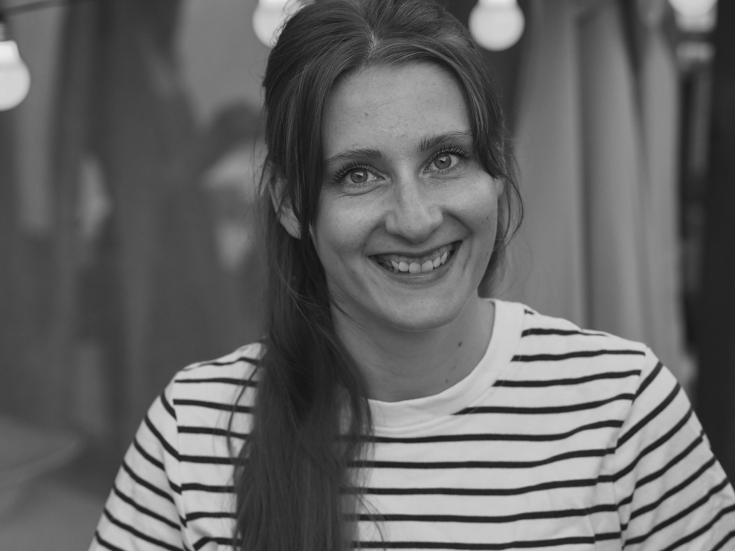 Selbstpotrait in schwarz weiß